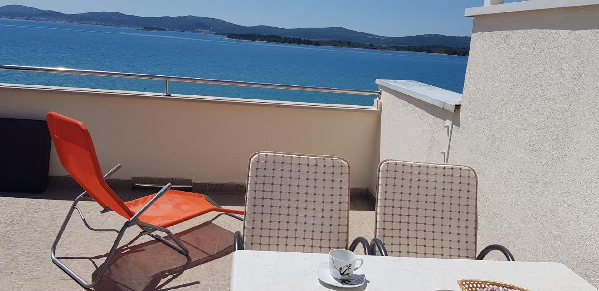 Seaside Apartments Turanj Εξωτερικό φωτογραφία