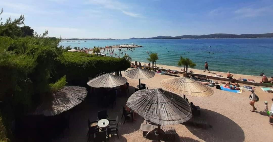 Seaside Apartments Turanj Εξωτερικό φωτογραφία