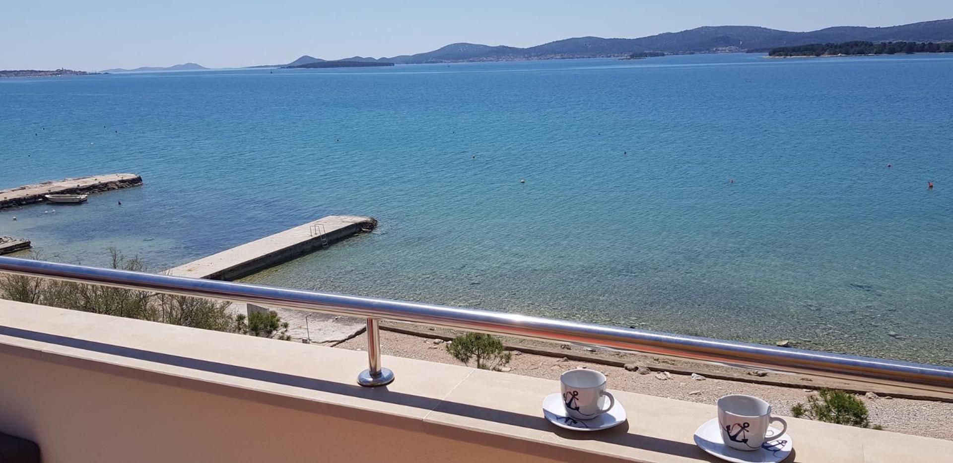 Seaside Apartments Turanj Εξωτερικό φωτογραφία